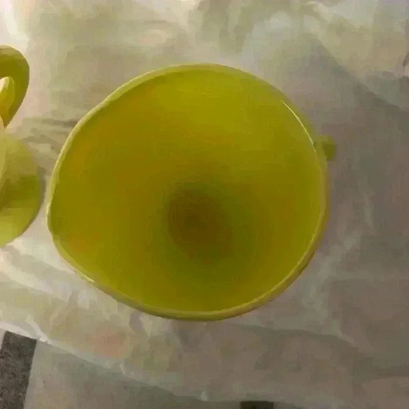 Hazel Atlas Glass Vintage Sugar and Creamer in Chartreuse Color - Picture 3 of 6